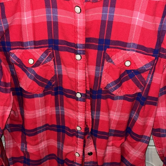 American Eagle plaid long sleeve - Picture 3 of 4